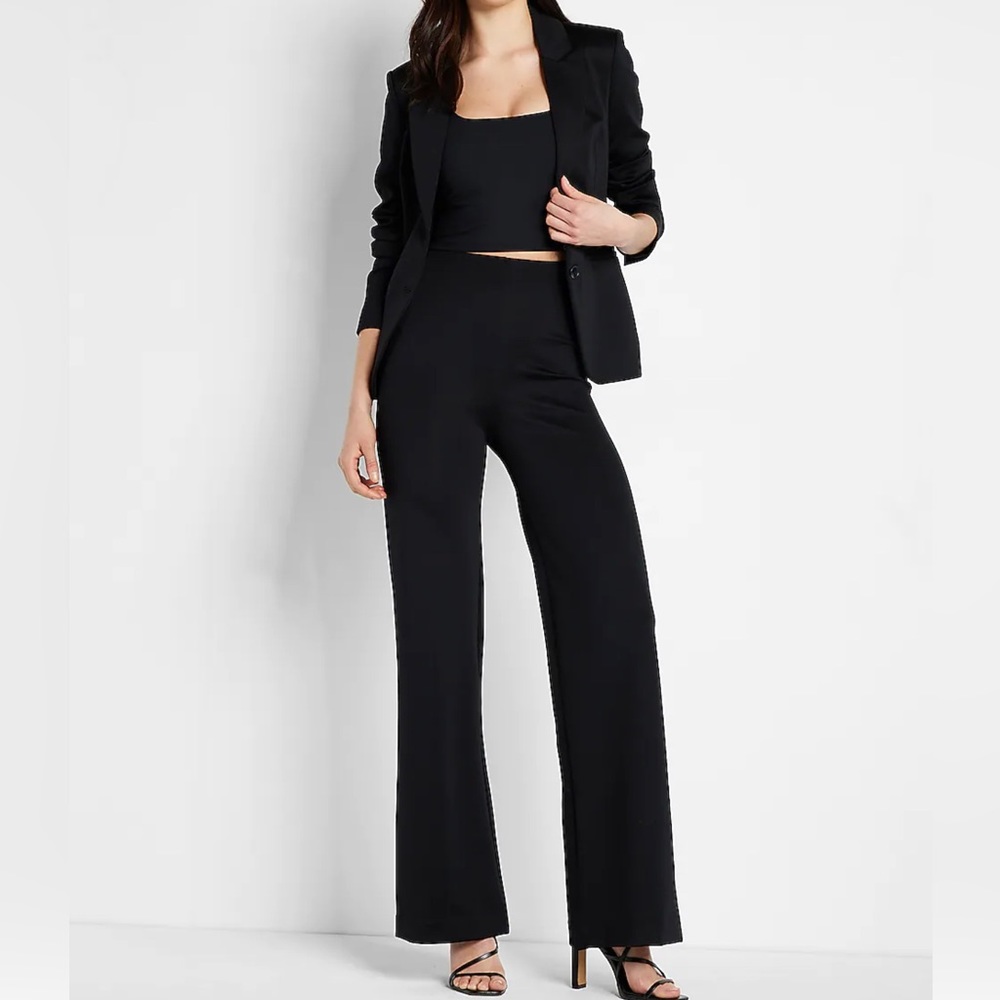 Express Body Contour Super High Waisted Pants